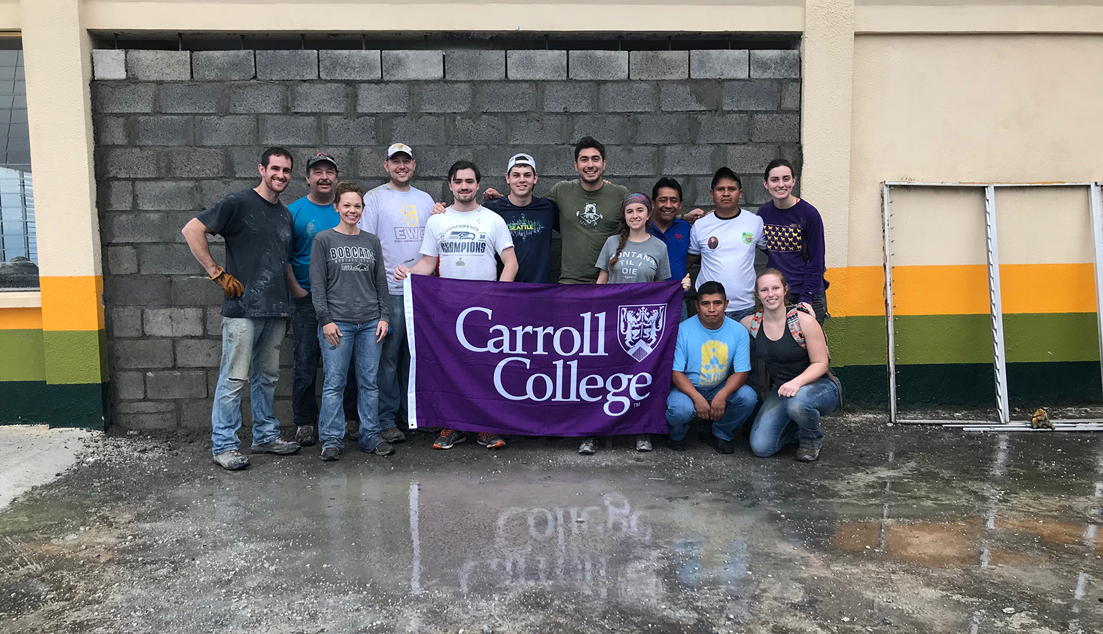 Carroll Engineering Students in Guatamala