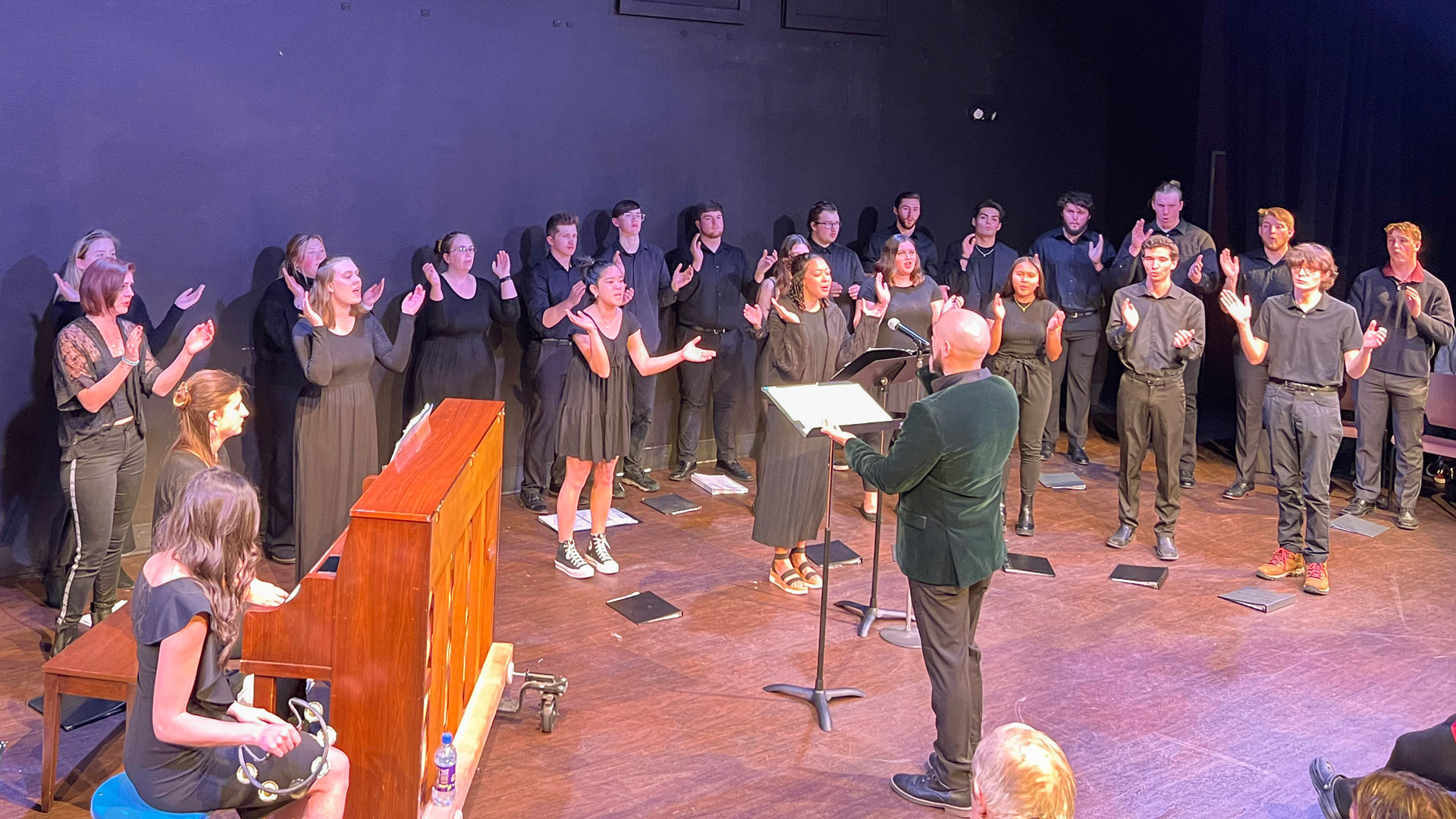 Choir in Theatre